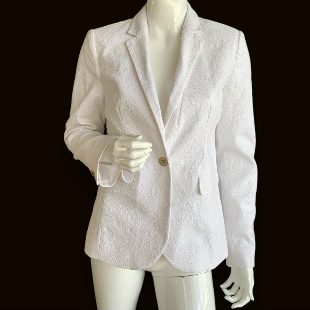 APT. 9 COTTON BLEND WHITE SINGLE BREASTED BLAZER. WOMEN’S SIZE 8.